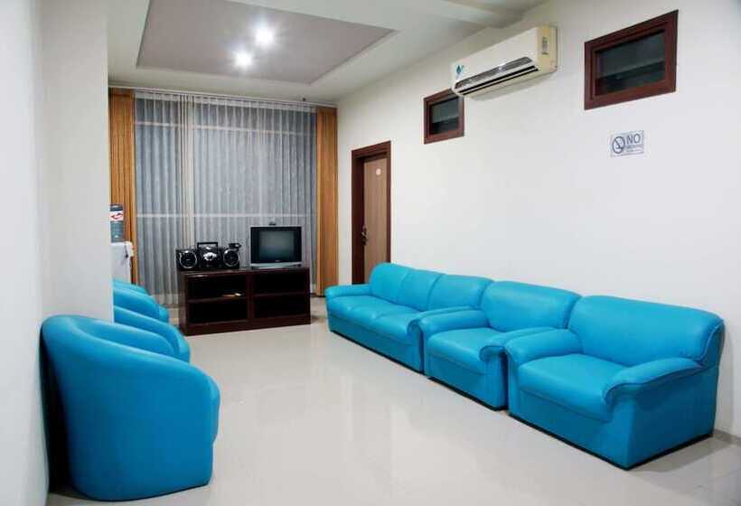 Hotel Reddoorz @ Panglima Sudirman