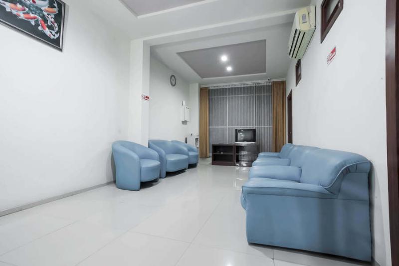 Hotel Reddoorz @ Panglima Sudirman