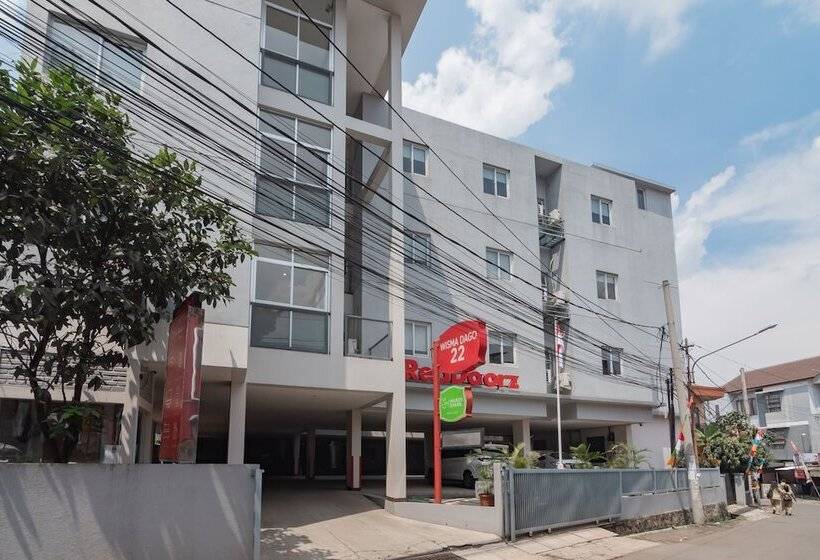 Hotel Reddoorz Plus @ Dago Pojok 3