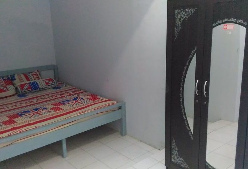 Pensionat Alex House Semarang