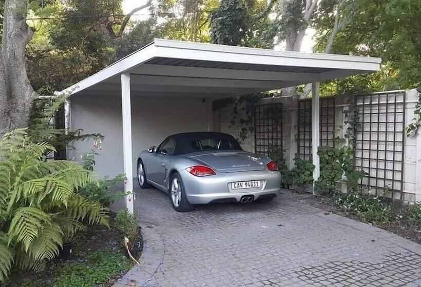 膳宿费 Cherry Berry Guest House