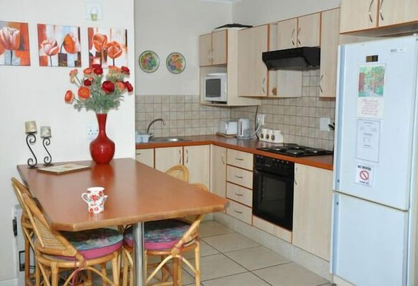 膳宿费 Cherry Berry Guest House