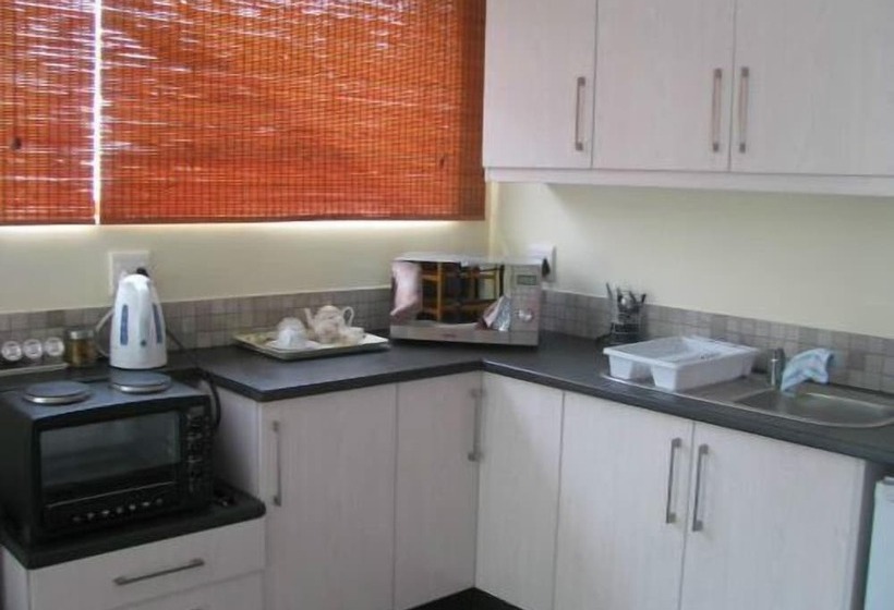 膳宿费 Cherry Berry Guest House