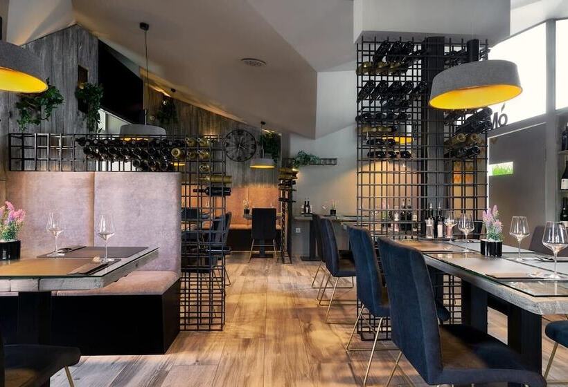 פנסיון Cool Zagreb Airport