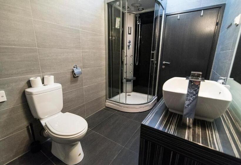 פנסיון Cool Zagreb Airport