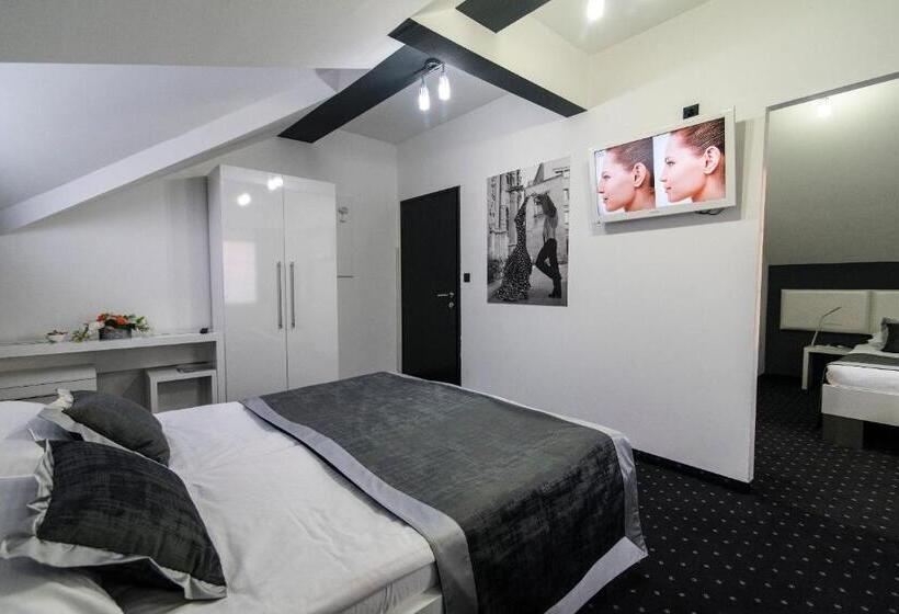 פנסיון Cool Zagreb Airport