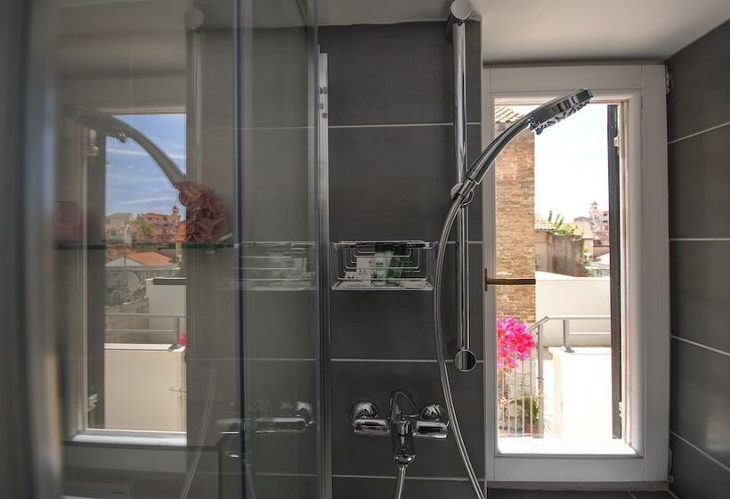 膳宿费 Lanterna Rooms