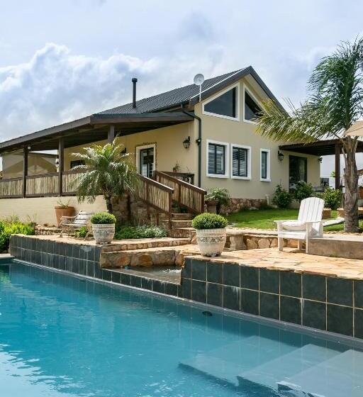 פנסיון Narnia Guest House