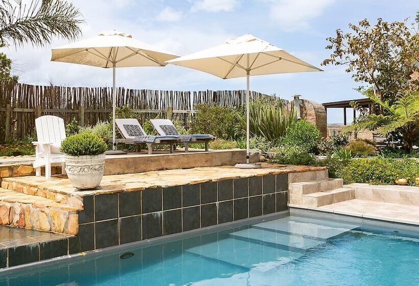 פנסיון Narnia Guest House