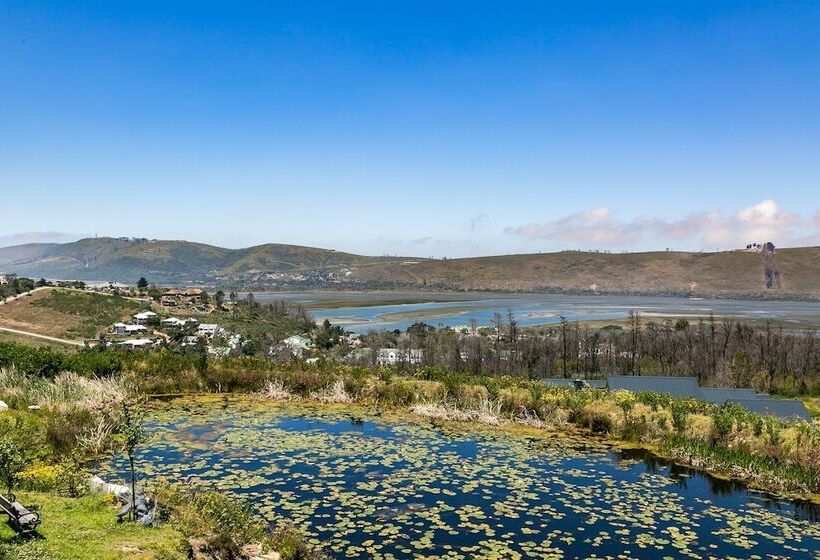 פנסיון Narnia Guest House