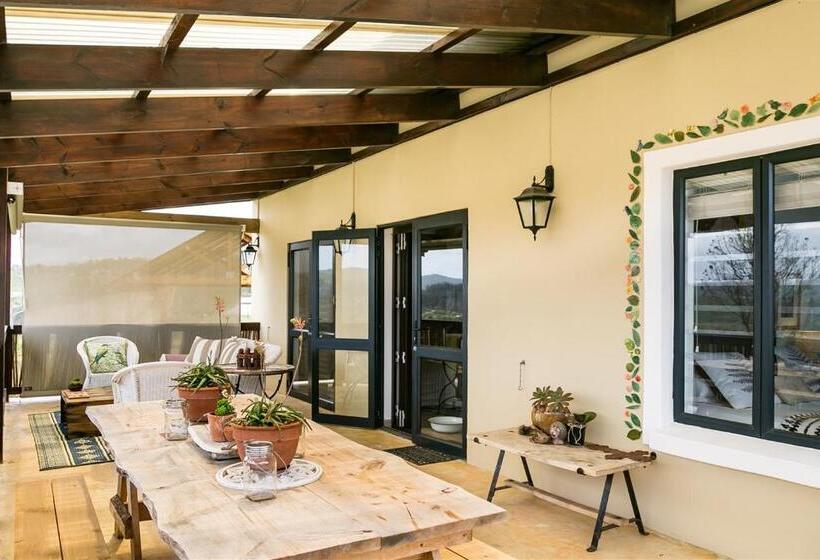 פנסיון Narnia Guest House