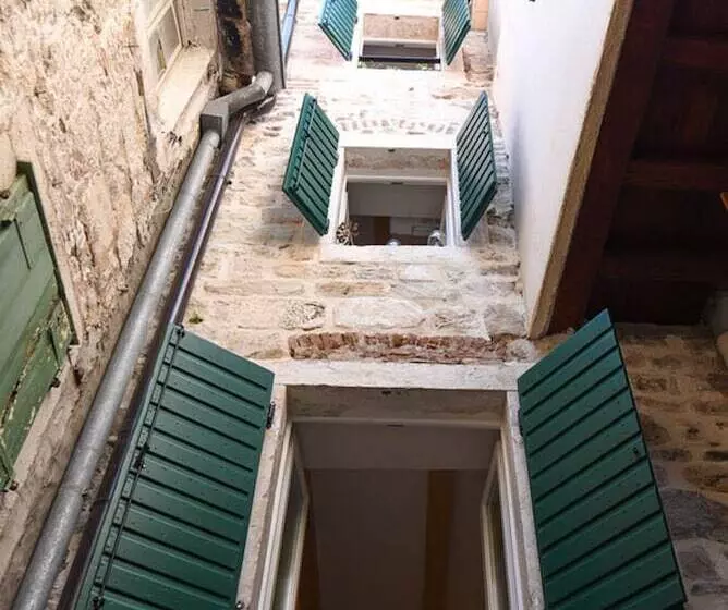Pensão Pylon Rooms