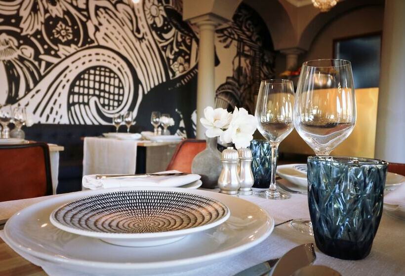 بنسيون The Nobleman Boutique