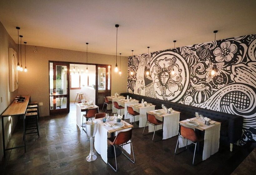 بنسيون The Nobleman Boutique