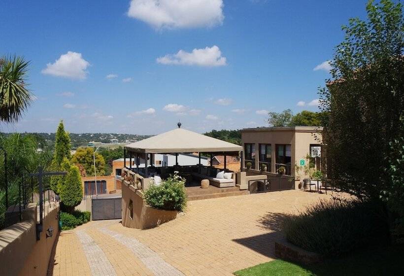 بنسيون The Nobleman Boutique