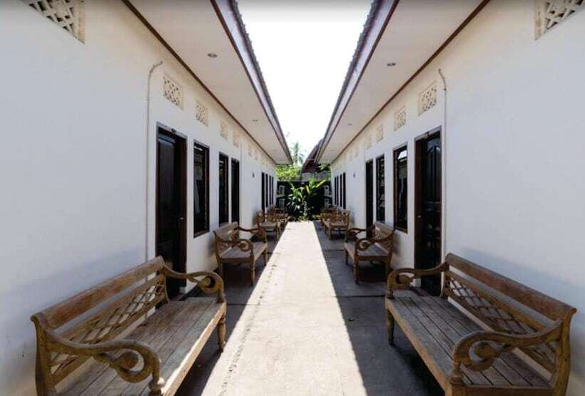 פנסיון Villa Karang Homestay