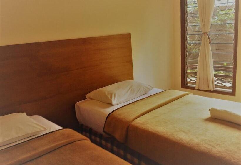 פנסיון Villa Karang Homestay