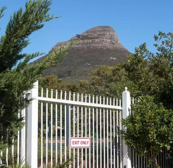 9 On Camp Apartments By Cape Summer Villas