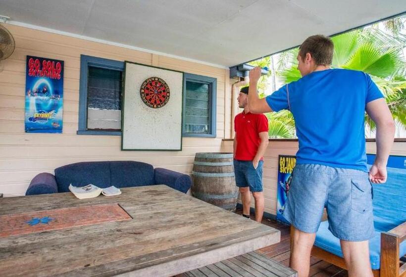 הוסטל Castaways Backpackers Cairns