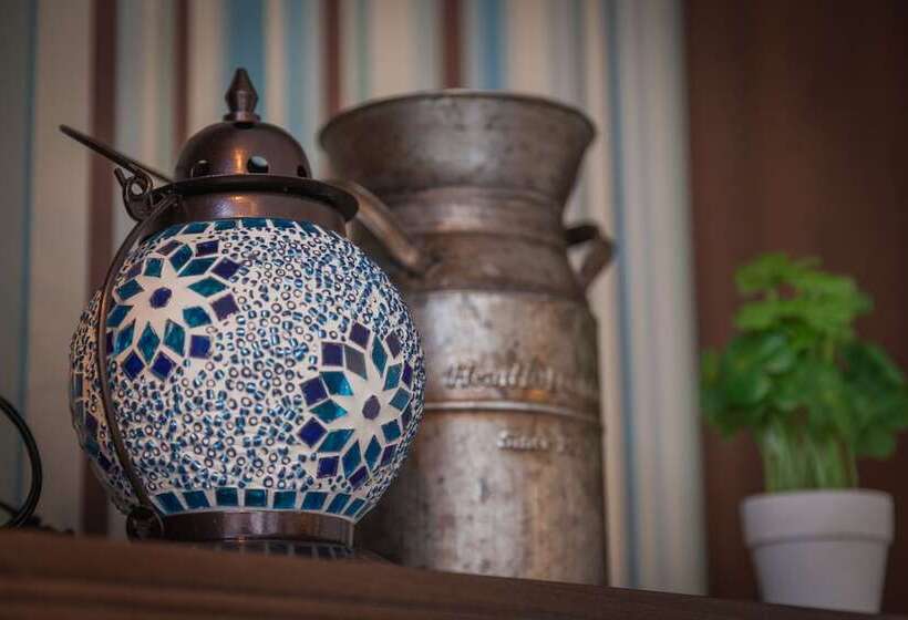 Abest Cube Naha Kokusai Street Cabin Type Hotel All Room With Key