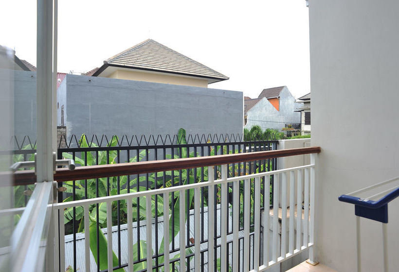 ホテル Airy Denpasar Selatan Tukad Asahan 14 Bali