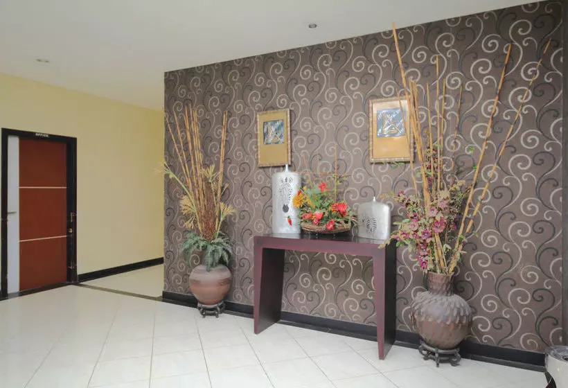 ホテル Airy Panakkukang Topaz Raya Blok F 5 Masale Makassar