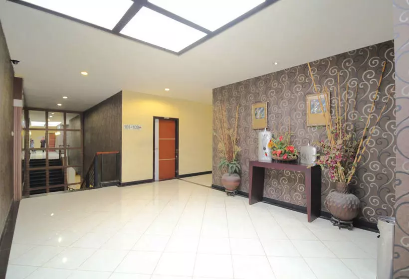 ホテル Airy Panakkukang Topaz Raya Blok F 5 Masale Makassar