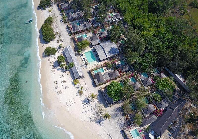 Отель Avia Villa Resort