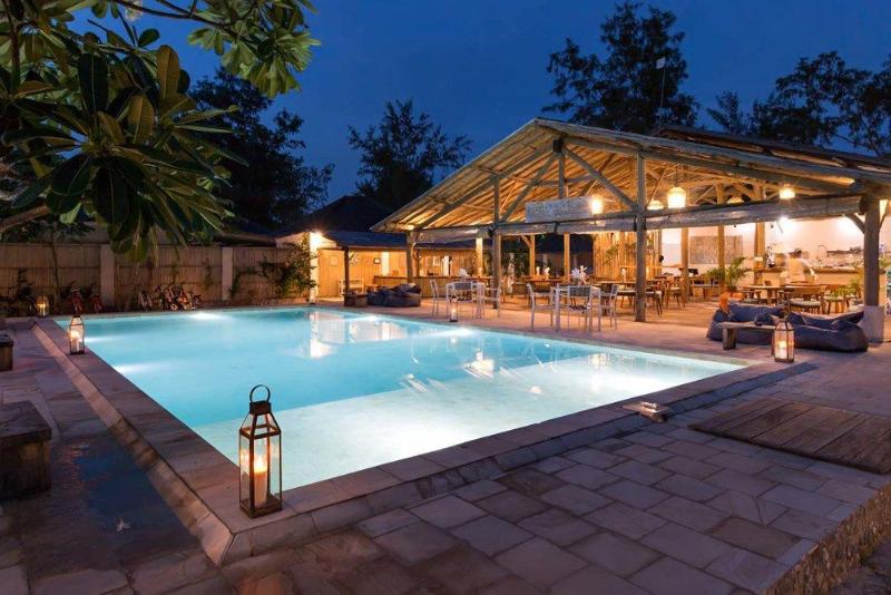 Отель Avia Villa Resort