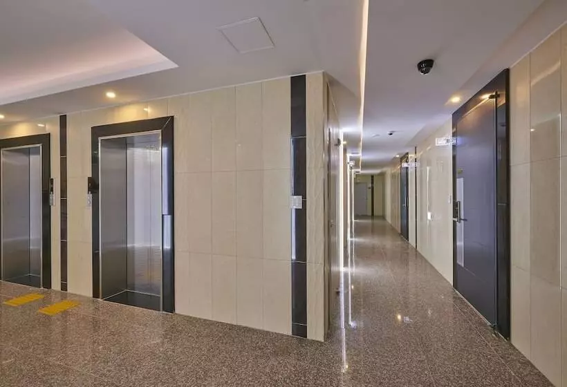Hotelli Gwangju Madrid