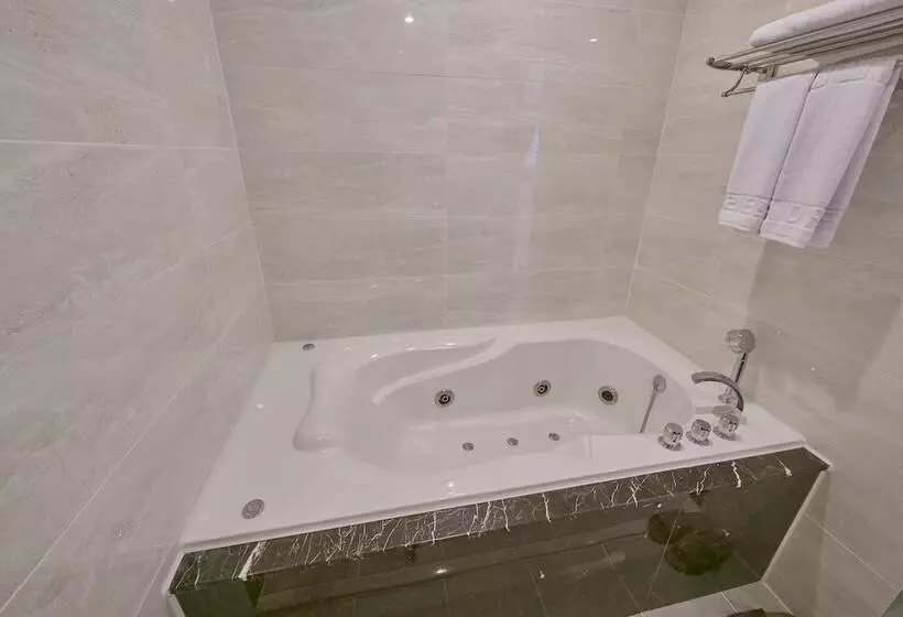 Hotelli Gwangju Madrid