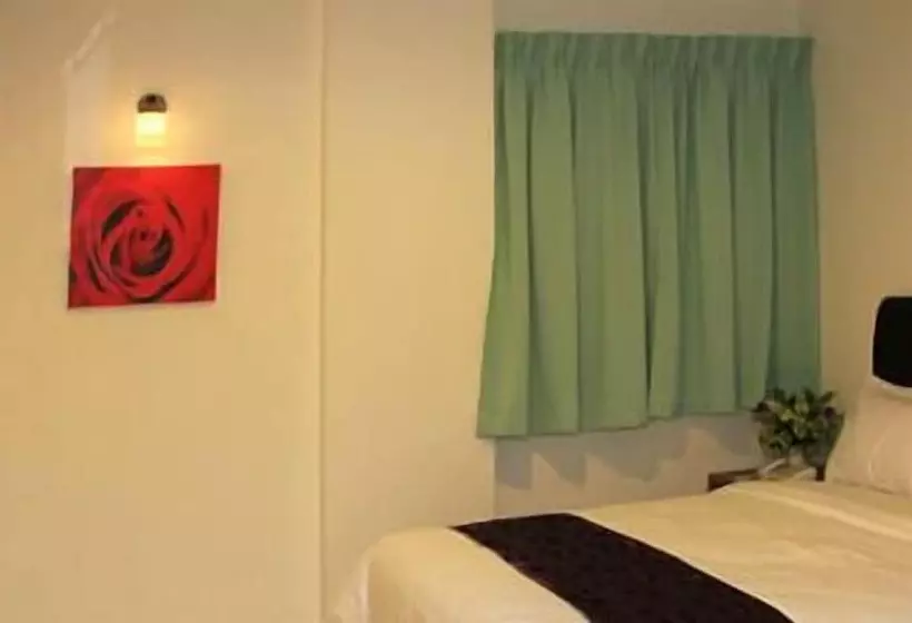 One Hotel Lintas Jaya