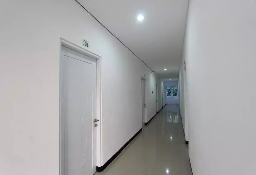 ホテル Pondok Nadi Putra
