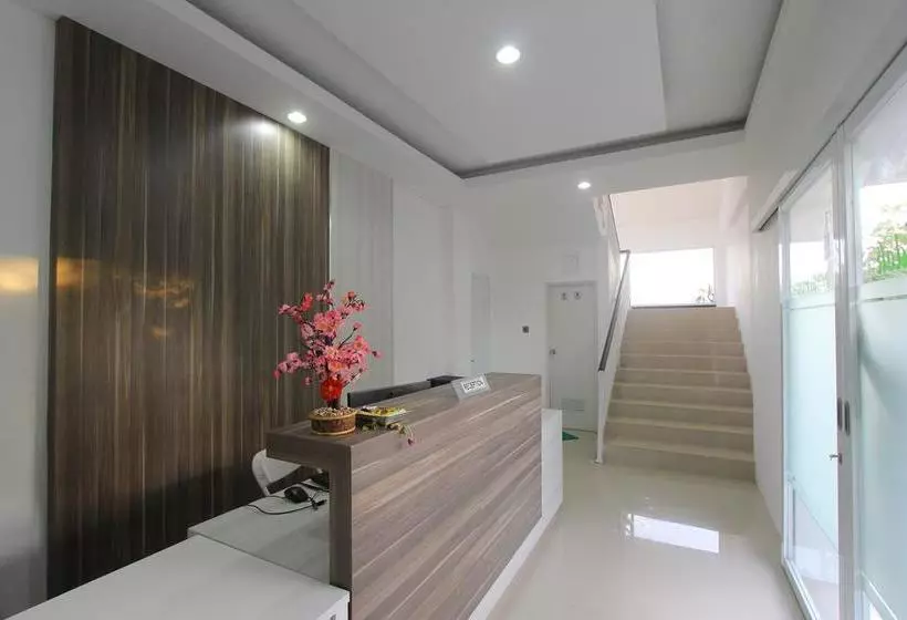 ホテル Pondok Nadi Putra