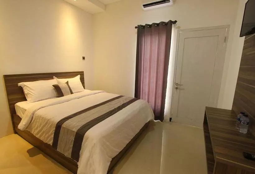 ホテル Pondok Nadi Putra
