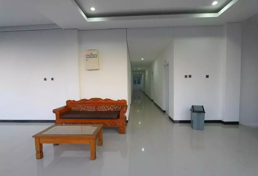 ホテル Pondok Nadi Putra