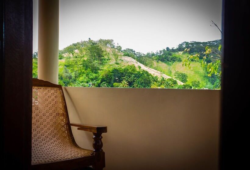 בית מלון כפרי Sri Kandyan Bungalow