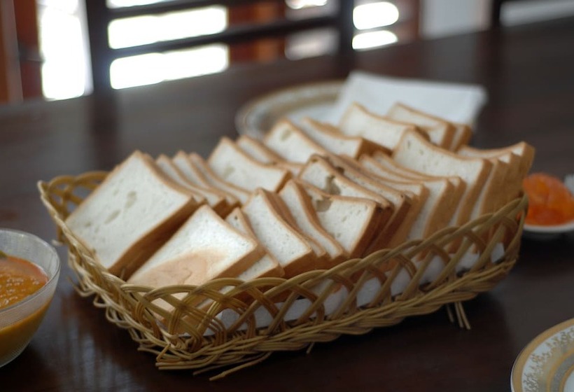 בית מלון כפרי Sri Kandyan Bungalow