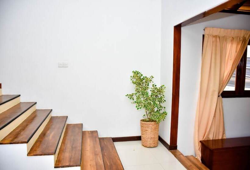 בית מלון כפרי Sri Kandyan Bungalow