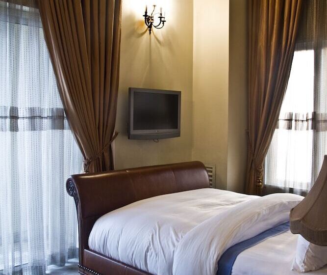 هتل Westfoster Harbour Boutique Residences