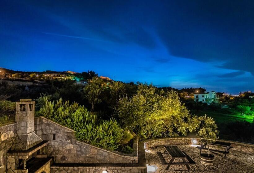 Klymeni Traditional Homes