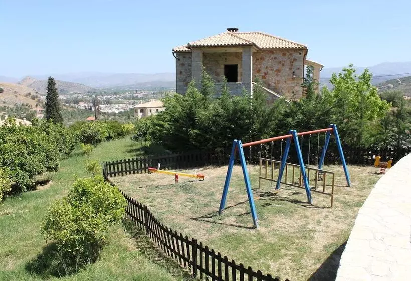 Klymeni Traditional Homes