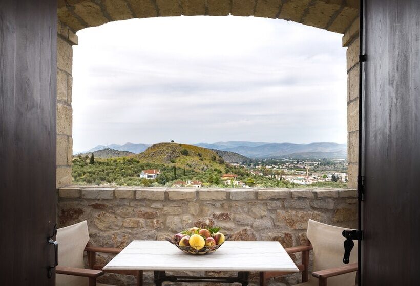 Klymeni Traditional Homes