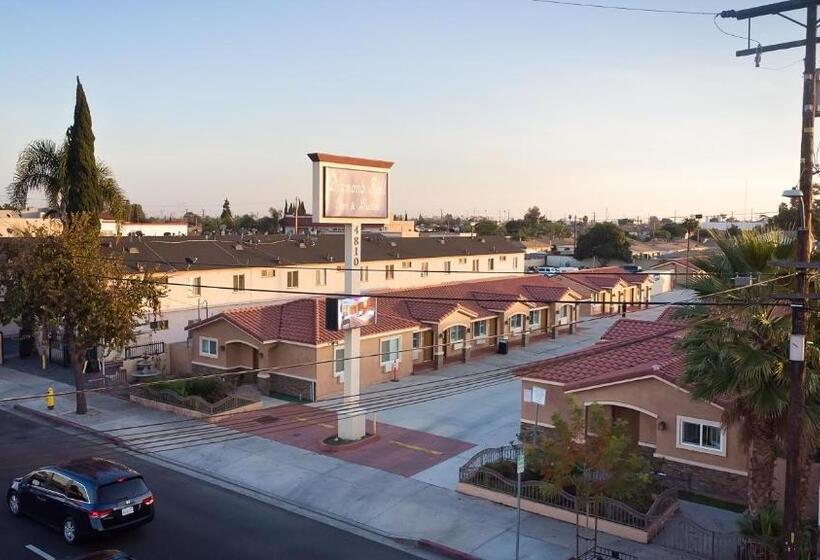 汽车旅馆 Diamond Bell Inn & Suites