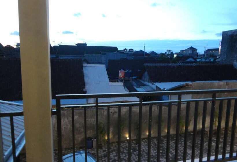 膳宿费 Pendowo Huis Guest House