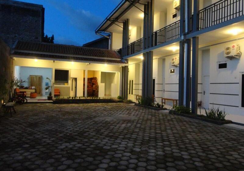 膳宿费 Pendowo Huis Guest House