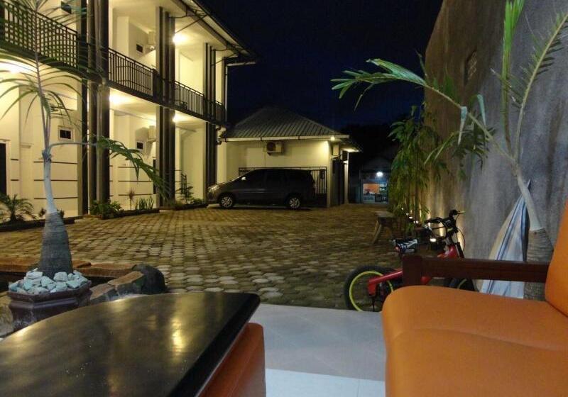 膳宿费 Pendowo Huis Guest House