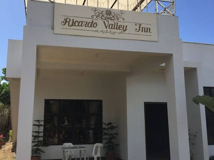 پانسیون Ricardo Valley Inn