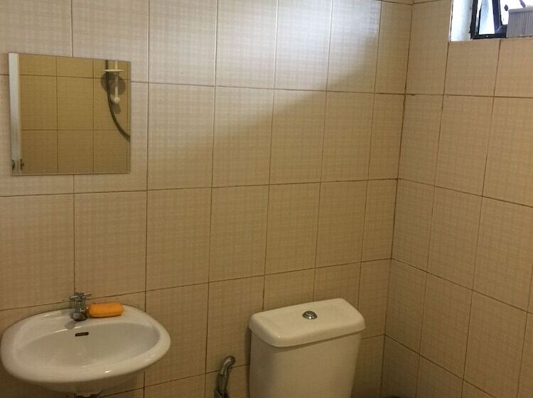 پانسیون Ricardo Valley Inn