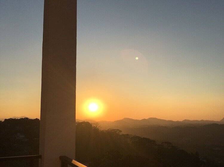 Pensão The Kandyan Villa